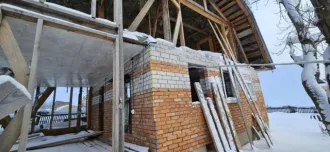Нежилое здание, площадь: 41,2 кв.м., кадастровый номер: 35:25:0000000:1032 и земельный участок, площадь: 1 437 кв.м., категория земель: Земли сельскохозяйственного назначения, разрешенное использование: Для ведения садоводства, кадастровый номер: 35:25:0505017:7, Адрес (местоположение): Вологодская…