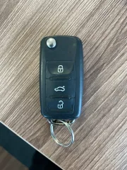 Skoda Octavia 2012, Автомобиль марки Skoda модель Octavia 2012 г.в., VIN номер: XW8DA11Z4CK279242. Ознакомление с имуществом производится по адресу: 625019, Россия, Тюменская область, г. Тюмень, Старый Тобольский тракт 3 километр, д. 6 стр. 4, с момента публикации сообщения о продаже имущества и до…