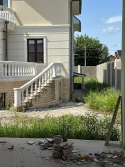 Жилой дом 545,3 кв.м и земельный участок 1000 кв.м, Московская область, Одинцовский район - жилой дом, назначение: жилое, общей площадью 545,3 кв.м, в том числе жилой площадью 269,3 кв.м, количество этажей – 4, с кадастровым номером 50:20:0000000:281827, расположенный по адресу: Московская область…