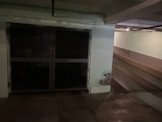 Гараж-бокс №32, 20,2 кв.м., Москва. Нежилое помещение, наименование: гараж-бокс № 32, площадью 20,2 кв.м., кадастровый номер: 77:06:0004001:8778, адрес: Российская Федерация, город Москва, вн.тер.г. муниципальный округ Академический, улица Кедрова, дом 17А, помещение 32.