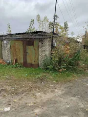Гараж, 8.8 кв.м, г. Курган с кадастровым номером: 45:25:020813:3092 площадью 8,8 кв.м, по адресу: Россия, г. Курган, ГСК 52, 22А. Внутри гаража ничего не находится, провалена крыша, нет полов, отсутствуют (утеряны) ключи, доступа в гараж нет.
