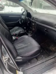 Toyota Avensis 2006 года, 129 л.с., пробег 300000 км, АКПП. Цвет темно-зеленый. VIN: SB1BR56L40E185254, ПТС: 42РТ119721, госномер А150НЕ142.