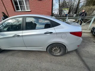 Автомобиль Hyundai Solaris 2016 года выпуска, VIN Z94CT41CAHR522362, государственный номер Р765ХК39, цвет серебристый.