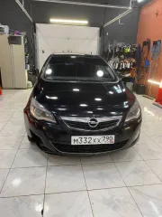 Opel Astra 2010 года, 180 лс, 214993 км, АКПП. Легковой автомобиль Opel Astra, 2010 г.в., 179,5 л.с., ГРН: М332ХХ790, VIN: W0LPE6DJ9BG020892