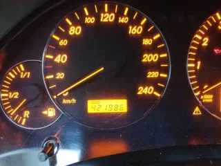 Легковой автомобиль Тойота Avensis,  VIN: SD1DR56180E176945, 2006 г.в.,  Мощность двигателя л.с. 95/129.0,  ПТС: 77ТГ78854, Модель, номер двигателя: 1ZZ U825087,  Номер кузова: SD1DR56180E176945,  Масса без нагрузки: 1862 1332 .