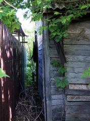 Нежилое здание "Дом городской" общей площадью 182,3 кв.м с земельным участком общей площадью 623 кв.м, расположенного по адресу: Ярославская область, г. Ростов Великий, ул. Пролетарская, д. 57. Кадастровый номер: 76:19:010322:172. Количество этажей: 1. Общая площадь: 182,3 кв.м.