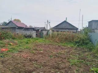 Дом 35 кв.м и участок 977 кв.м, Тюменская область. Жилое здание площадь: 35кв.м., кадастровый номер: 72:16:0101001:818 и земельный участок, площадь: 977кв.м., категория земель: Земли населенных пунктов, разрешенное использование: Для ведения личного подсобного хозяйства, кадастровый номер…