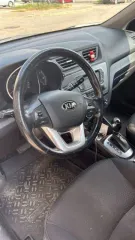 Kia Rio 2014 года, VIN: Z94CB51BBFR048442, госномер: Н932ЕО198. Мощность двигателя 122.9 л.с., объем 1591 куб. см.