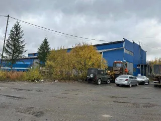 Имущественный комплекс в Новом Уренгое, включая ТМЦ, расположенный по адресу: Ямало-Ненецкий автономный округ, г. Новый Уренгой, восточная промзона (база), в том числе: право аренды земельного участка (на неопределённый срок) площадью 8317 кв. м, кадастровый номер 89:11:030302:120, расположенный в…