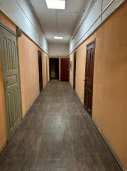 Нежилое помещение 97,5 кв. м, Ростовская обл., г. Таганрог, ул. Большая Бульварная, 10-25; 1101/3432 доли в праве общей долевой собственности на земельный участок, категория земель: земли населенных пунктов, вид разрешенного использования: для использования в производственных целях. Ознакомление с…