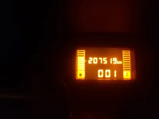 Renault SR 2010, VIN X7LBSRB1HAH290472.