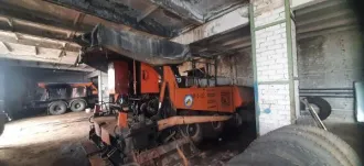Асфальтоукладчик АСФ-К-3-02 2007. Асфальтоукладчик, модель: АСФ-К-3-02, государственный регистрационный знак 7579хт76. Марка: АСФ-К-3-02. Назначение: pryamie. Модель: АСФ-К-3-02. Год выпуска: 2007.