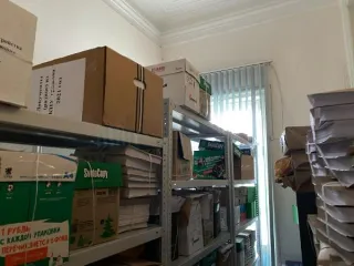 Административное здание 713.7 кв.м, хозблок, земельный участок 4385 кв.м, Ярославская область. Расположено по адресу: Ярославская область, г. Переславль-Залесский, ул. Советская, д. 22. В составе: Административное здание, в т.ч. подвал, КН 76:18:010211:50, нежилое, кол-во эт.-2, в т. ч. подземных…