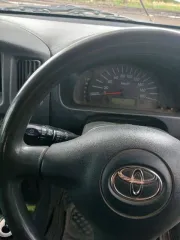 Toyota Succeed, 2002 года, 109 л.с., 300000 км, АКПП, легковой универсал, государственный регистрационный номер С098МК03. Идентификационный номер (VIN) отсутствует. Кузов № NCP510014708. Цвет: белый.