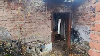 Дом 72.6 кв.м и земельный участок 850+/-10 кв.м, Алтайский край Остатки дома, кад.№ 22:60:050201:1273, местоположение: Алтайский край, р-н. Шипуновский, с. Родино, ул. Мамонтовская, д. 16, кв. 2, площадь: 72.6 кв.м. и земельный участок, кадастровый номер 22:60:050201:192, местоположение: Алтайский…