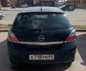 Opel Astra, 2010 года выпуска, VIN W0L0AHL48A2088800