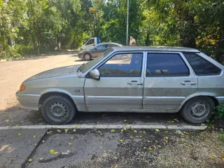 ВАЗ 21140, 2003 легковой автомобиль, VIN: XTA21140033565313, кузов: № XTA21140033565313, цвет: СВЕТЛО-СЕРЕБРИСТЫЙ, мощность (кВт/л.с.): 77,8/57,2 (автомобиль не на ходу, педаль газа и стартер не работают, аккумулятор отсутствует, присутствует коррозия).