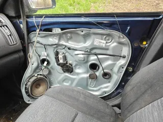 KIA CEED, 2007 года, 115 лс, 272000 км, VIN XWEFF242270000229. Техническое описание со слов собственника: ДВС троит, работает только с присадками, коробка передач требует технического обслуживания, подвеска в критическом состоянии. Более подробное техническое состояние выясняйте самостоятельно в…