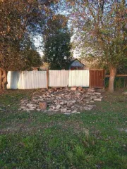 Земельный участок для ведения личного подсобного хозяйства площадью 5821 кв.м. Категория земель: земли населенных пунктов. Адрес (местонахождение): местоположение установлено относительно ориентира, расположенного в границах участка. Почтовый адрес ориентира: Республика Башкортостан, Архангельский…