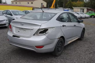 Продажа транспортного средства Легковые автомобили Hyundai Solaris VIN Z94CT41CBCR181701 Продажа транспортного средства Легковые автомобили Hyundai Solaris VIN Z94CT41CBCR181701 
Марка: Hyundai 
Модель: Solaris 
Дата государственного регистрационного знака: 2016-07-15 
Привод: передний 
Объем…