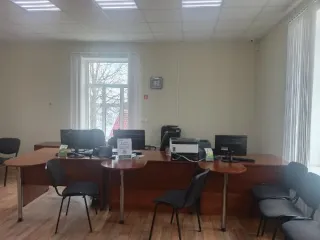 Административное здание 133 кв.м с земельным участком 509 кв.м, Ярославская область, Мышкин. Административное здание, назначение: нежилое, количество этажей, в том числе подземных этажей: 1, в том числе подземных 1, площадью 133 кв.м, кадастровый № 76:07:010301:18, с земельным участком, категория…
