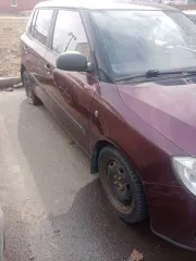 Skoda Fabia 2009 года выпуска, VIN XW8AA15J0AK501490, госномер А069ХК35. Находится в залоге у ООО МКК «Череповец Экспресс Займ», действует запрет на регистрационные действия на основании определения Череповецкого городского суда от 23.05.2022. Имеется трещина на переднем и заднем бампере…