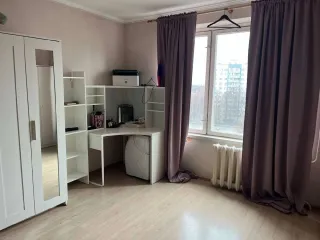 Квартира 35,1 кв.м, г. Москва. Недвижимое имущество - жилое помещение– квартира, находящаяся в залоге у АО «ТБанк», площадью 35,10 кв.м, кадастровый номер: 77:08:0003006:4394, расположенная по адресу: г. Москва, бульвар Яна Райниса, д.20, корп.1, кв. 64. Возможно судебное выселение. Наличие…