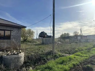 Дом 139,7 кв.м и участок 760 кв.м, Оренбургская обл. Жилой дом пл. 139,7 кв.м. кад. № 56:25:1401015:642 и земельный участок 760 кв.м. кад. № 56:25:1401015:223 по адресу: Оренбургская обл. Оренбургский р-н с.Татарская Каргала ул.Столярная д. 12А.
