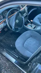 Автомобиль Lancia Thesis 2005 года выпуска, темно-синий металлик, рег.номер A2677MK, VIN ZLA84100000014100, объем двигателя 2.4 л. На транспортном средстве видны следы эксплуатации, продается как годный остаток. Имущество продается в том виде, в каком оно есть, и в случае продажи возврату/обмену не…