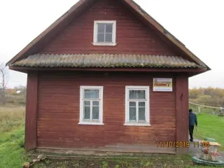 Семерицкий фельдшерский пункт, площадь 54,2 кв. м, расположенный по адресу: Новгородская область, Боровичский район, Опеченское сельское поселение, д. Малые Семерицы, д. 33. Кадастровый номер 53:02:0140501:136. Нежилое одноэтажное здание 1940 года постройки. Фундамент – бутовый ленточный, стены –…