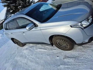 Mitsubishi Outlander 2013 года, 146 лс, 92600 км, АКПП; Легковой автомобиль, марка: MITSUBISHI, модель: OUTLANDER 2,0, год изготовления: 2013, VIN: JMBXTGF2WDZ016033