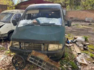 Недвижимое и движимое имущество - здание, назначение: нежилое (гостиница), кад номер: 50:60:0020103:58; здание, назначение: нежилое (проходная), кад номер: 50:60:0020103:55; помещение, назначение: нежилое (теплица), кад номер: 50:60:0020103:92; сооружение, назначение: нежилое (благоустройство с…