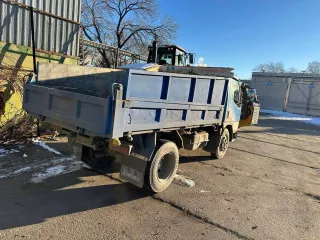 Автомобиль Mitsubishi Canter  категория C , гос.рег.знак М363НА27, идентификационный номер  VIN  отсутствует, год выпуска 2001, цвет синий
