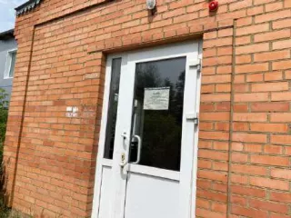 Нежилое помещение 182.9 кв.м, Орловская область, Верховский муниципальный район, г. п. Верховье, пгт. Верховье, ул. Ленина, зд. 16, помещ. 4. Этаж: 1. Кадастровый номер: 57:19:0010301:943.