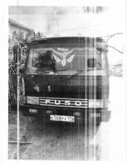 Mitsubishi Fuso Fighter 1990 Транспортное средство, грузовой бортовой Мицубиси Фусофиштер, 1990 г.в., г/н С508РХ174, № шасси: FK417K523557, № двигателя 549768, рег.№ 72-010372-ГМУ; цвет черный, по всему кузову следы коррозии, в районе водительской двери вмятина, на подножке водителя разрыв обшивы…