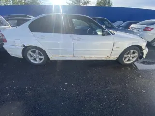 Bmw 318 1999 автомобиль марки «bmw 318», 1999 г.в., г/н х390ем116, vin: wbaal31010jj49763, 4 колеса в наличии, 2 наружных зеркала, по корпусу имеются многочисленные повреждения лкп, очаги коррозии, вмятины, дыры, поврежден передний бампер, имеются трещины, сколы, на заднем бампере отверстие (дыра)…