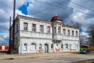 Административное здание 686,1 кв.м и земельный участок 625 кв.м, Липецкая область Нежилое здание, общей площадью 686,1 кв. м, кадастровый номер 48:03:0690242:78; Земельный участок общей площадью 625 +/-9 кв.м., кадастровый номер: 48:03:0690242:1; расположенные по адресу: Российская Федерация…