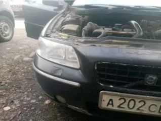 Volvo S60, 2005 года, 209,4 лс, 400000 км, полный привод, АКПП, автомобиль Volvo S60, год изготовления 2005, идентификационный номер (VIN) YV1RS595762501326.