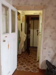 Квартира расположена по адресу: Российская Федерация, край Алтайский, г. Барнаул, ул. Тимуровская, д. 29, кв. 61, общей площадью 43,1 кв.м., кадастровый номер 22:63:020309:183.