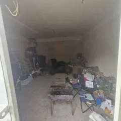 Гараж 18 м2 в Москве. Состояние удовлетворительное, находится в гаражном кооперативе. Требуется незначительный косметический ремонт. Обременения отсутствуют.