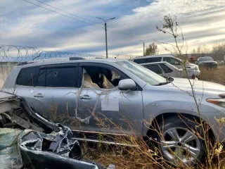 Toyota Highlander 2011 года, VIN: JTEES42A802180566