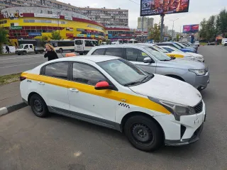 Kia Rio 2021 года, 99 лс, 330011 км, АКПП, VIN: Z94C241ABMR217250, находится в залоге у КБ «ЛОКО-Банк» (АО).