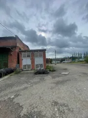 Здание, 41.80 м², 1989 год постройки, адрес: Российская Федерация, Иркутская область, город Иркутск, улица Трактовая, 20. Здание, 648.00 м², 1987 год постройки, адрес: Российская Федерация, Иркутская область, город Иркутск, улица Трактовая, 20. Земельный участок 2828.00 м², назначение: для…