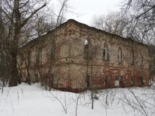 Больничный ансамбль 1831-1832 гг. Общая площадь 1025.9 м². Московская область, Щелковский муниципальный район, сельское поселение Гребневское, деревня Гребнево. Объект культурного наследия включает главный дом, конюшню, прачечную, флигель кухонный, флигель лекаря. Нежилое здание, 2 этажа, в том…