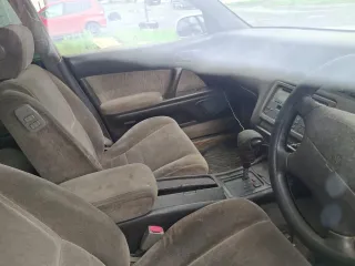 Toyota Crown 1993 Легковой автомобиль TOYOTA CROWN, 1993 г.в., г/н Х153НО27, шасси JZS143-0017106, двигатель 2JZ-0075444 Автомобиль в неисправном состоянии