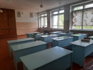 Здание школы, расположенное по адресу: Забайкальский край, п. Горный, ул. Таежная. д. 47 Общая площадь – 1791,1 кв.м., 2 этажа (в том числе подземных - 0) 
Кадастровый номер объекта недвижимости (здания, сооружения), в пределах которого расположено помещение: 75:19:250101:24 
Общая площадь: 1791.1…