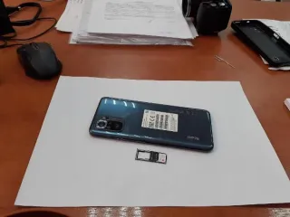 Продаются мобильные телефоны и иное (9 единиц): Apple iPhone 14 Pro Max серийный номер F4622D2PQ4 IMEI-35 287233 619342 6 IMEI2-35 287233 825207 1, POCO черного цвета IMEI 1 862844056378720/78 IMEI2 862844056378738/78 серийный номер 38521/F2PS01171, IPhone XR, IPad Model A2232, ноутбук HP…