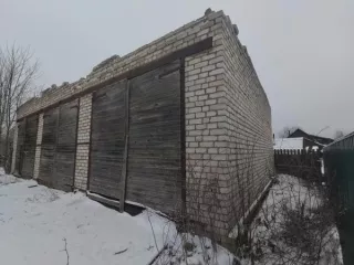 Нежилое помещение (гараж), Тверская область, м/о Фировский, пгт Фирово, улица Комсомольская, дом 5, площадь 90,9 кв.м, 1 этаж, пом. №1 Нежилое помещение (гараж), Тверская область, м/о Фировский, пгт Фирово, улица Комсомольская, дом 5, площадь 90,9 кв.м, 1 этаж, пом. №1 
Общая площадь: 90.9 
