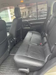 Автомобиль Mitsubishi Pajero 3.0, двигатель №6G72 YQ1915, VIN JMBLYV93WHJ500365, 2017.