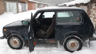 Имущество должника Брагина Б.Б.   Легковой автомобиль, марка: LADA, модель: 4x4, год изготовления: 2017, цвет: Темно Зеленый, VIN: XTA21214OH2284044, ПТС: 63ОР 943017, г/н: Х041ВМ138, изготовитель  страна : Россия, тип двигателя: Бензиновый, мощность двигателя, л. с.  кВт : 82.9, рабочий объем…